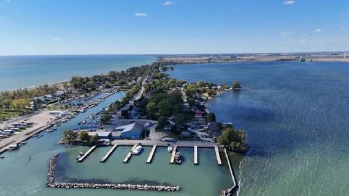 erieau-ontario-canada.jpg