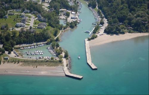 bayfield-ontario.jpg