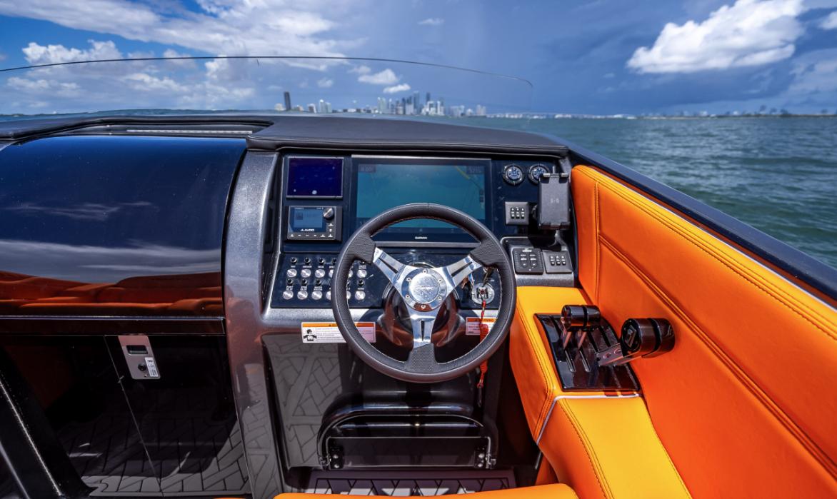 Concept Boats 32 Sport Deck Dashboard