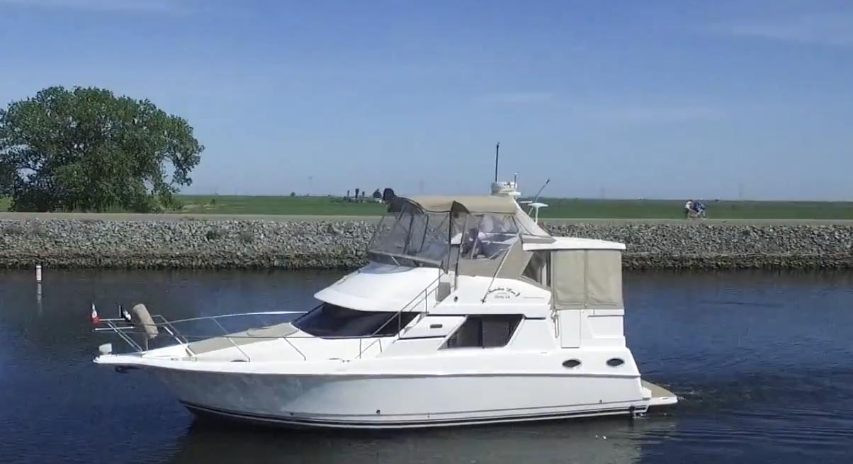 Silverton 392 Motor Yacht