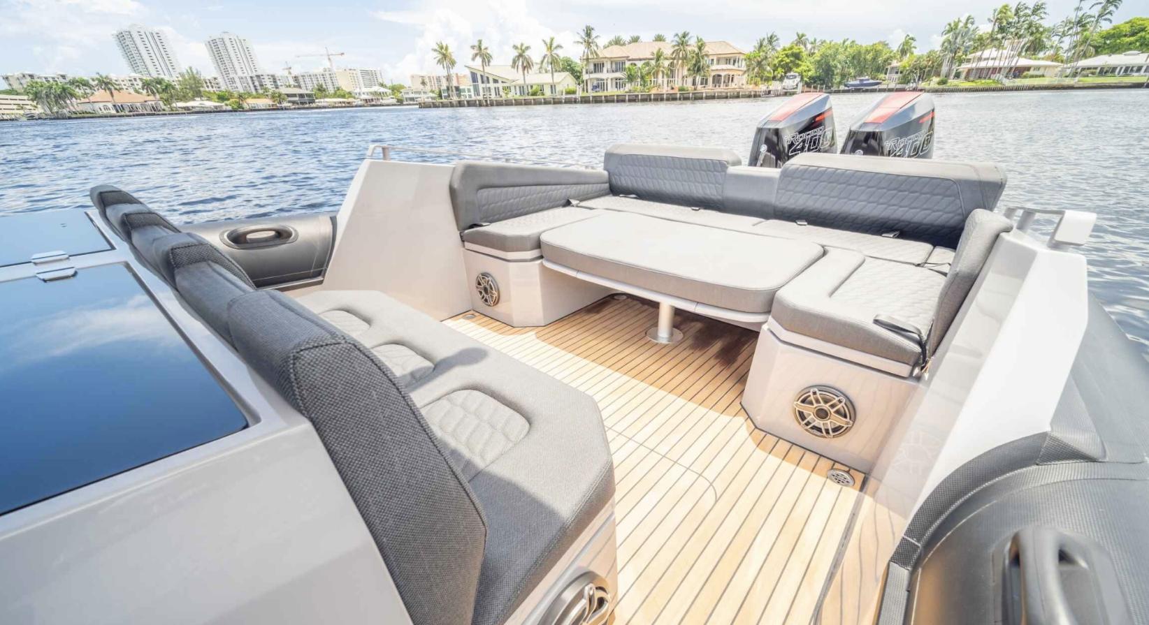 Skiper 38 Stern